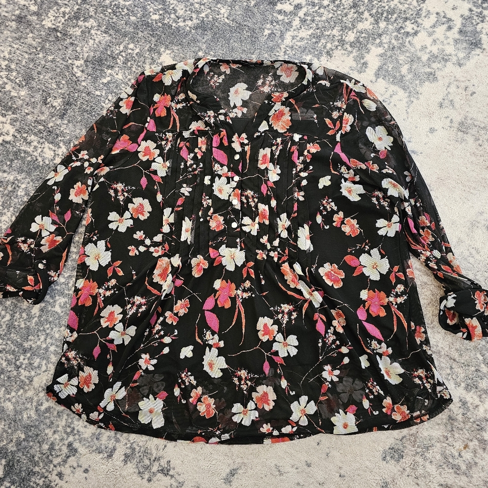 Business casual blouse.